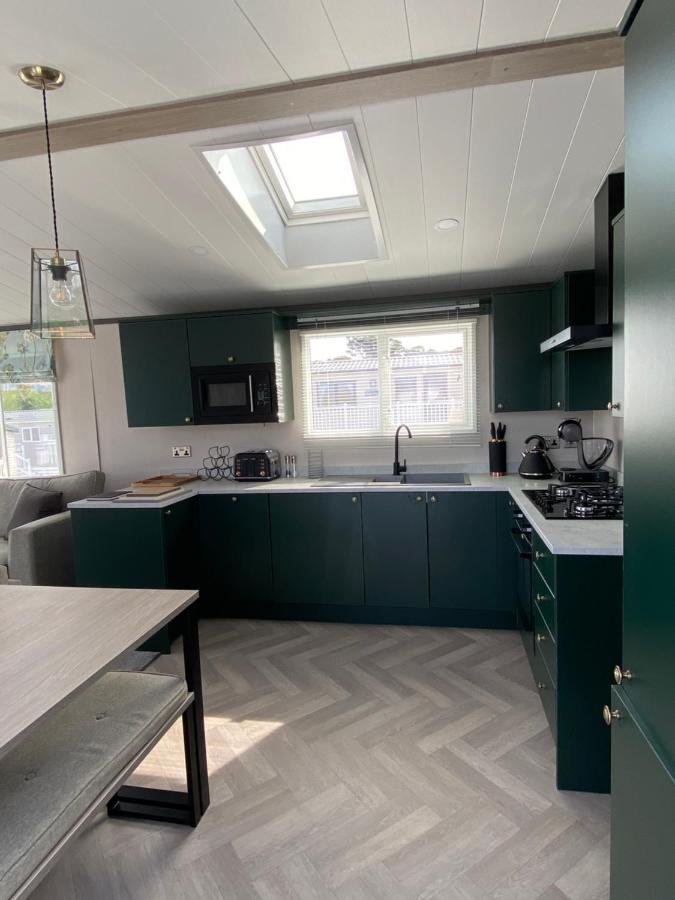 Riverwood Lodge New Quay Eksteriør billede